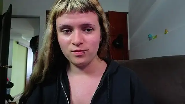 NEXT DOOR GIRL  online show from 03/07/26, 09:12