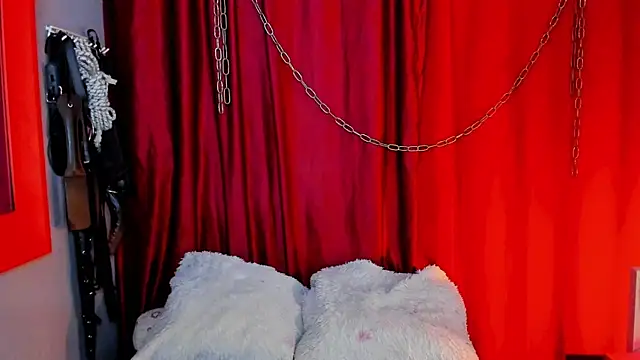 AvaLusty online show from 10/07/25, 02:47