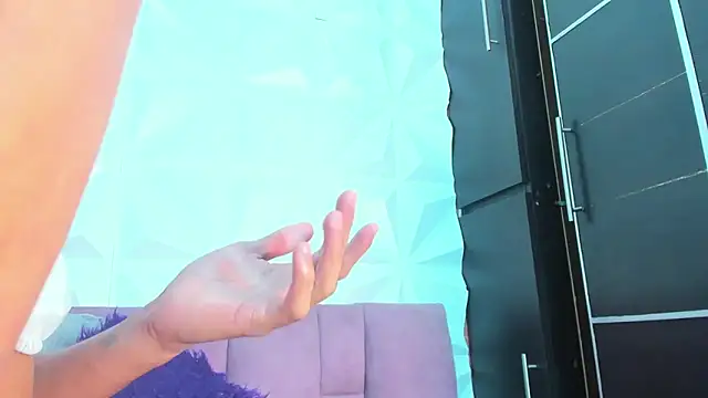 Snapshot of Briyit_Doll chatting on 02/01/25, 02:58 Briyit Doll online show from 02/01/25, 02:58