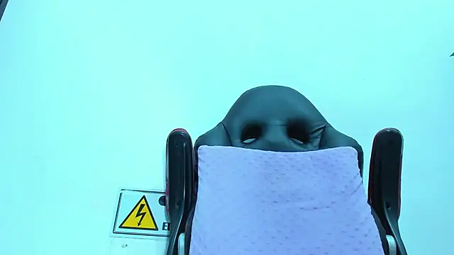 Snapshot of Briyit_Doll chatting on 02/22/25, 07:45 Briyit Doll online show from 02/22/25, 07:45