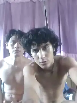 Snapshot of pedrodavid_ chatting on 11/03/25, 07:04 pedrodavid online show from 11/03/25, 07:04