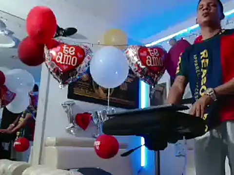 Snapshot of damiam_fiery chatting on 02/13/25, 05:22 damiam fiery online show from 02/13/25, 05:22