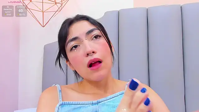 Snapshot of ThailyCherry chatting on 01/25/25, 01:32 ThailyCherry online show from 01/25/25, 01:32