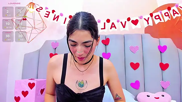 Snapshot of ThailyCherry chatting on 02/12/25, 10:37 ThailyCherry online show from 02/12/25, 10:37