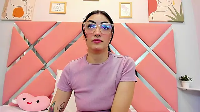 Snapshot of ThailyCherry chatting on 03/20/25, 07:46 ThailyCherry online show from 03/20/25, 07:46