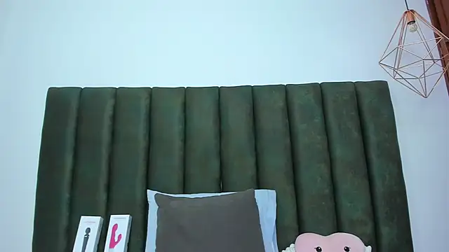 Snapshot of ThailyCherry chatting on 10/01/25, 07:09 ThailyCherry online show from 10/01/25, 07:09