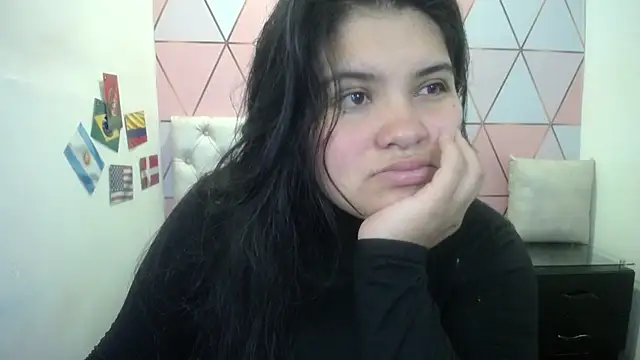 Snapshot of Marinasexxx chatting on 07/06/26, 06:54 Marinasexxx online show from 07/06/26, 06:54
