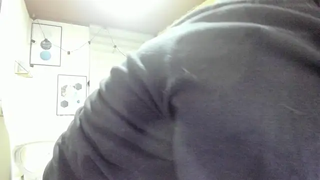 Snapshot of Enma__clark chatting on 09/14/25, 04:33 Enma clark online show from 09/14/25, 04:33