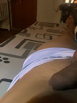 Snapshot of rafanovinho19 chatting on 01/13/25, 11:52 rafanovinho19 online show from 01/13/25, 11:52