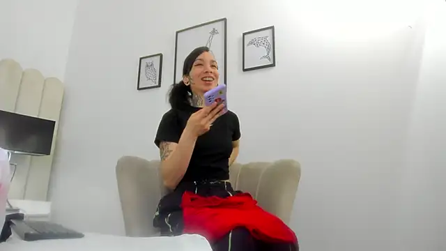 Snapshot of Lady_Godss chatting on 12/14/24, 07:03 Lady Godss online show from 12/14/24, 07:03