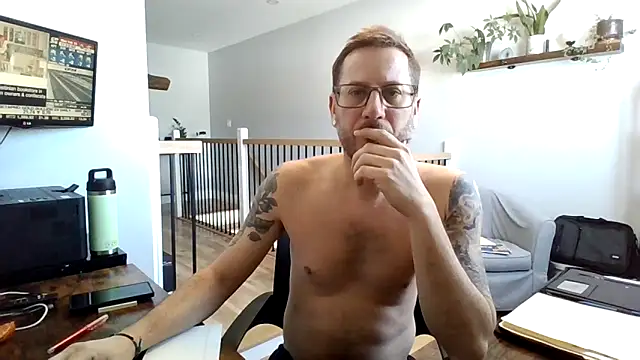 Bigdicktrav902 online show from 02/10/25, 04:25