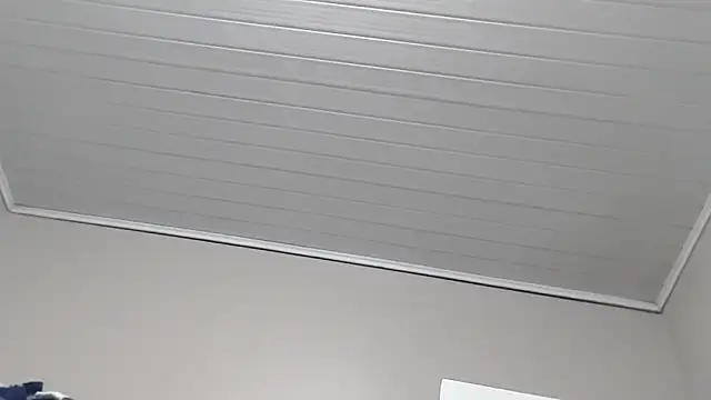 Snapshot of branca18hot chatting on 10/10/25, 02:10 branca18hot online show from 10/10/25, 02:10