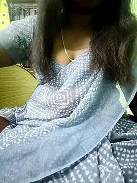 Snapshot of tamil_subha69 chatting on 03/14/25, 09:32 tamil subha69 online show from 03/14/25, 09:32