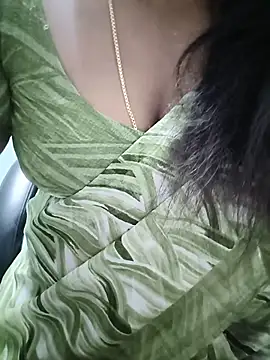 Snapshot of tamil_subha69 chatting on 06/06/26, 06:45 tamil subha69 online show from 06/06/26, 06:45