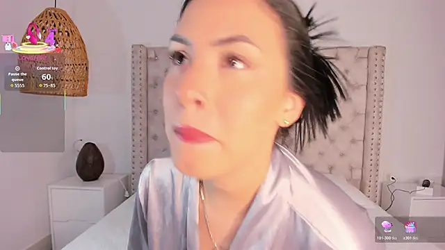 Maya Bluee online show from 12/16/25, 03:44