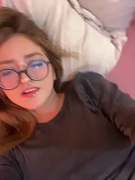 Snapshot of SweetJennaa chatting on 10/10/25, 03:27 SweetJennaa online show from 10/10/25, 03:27