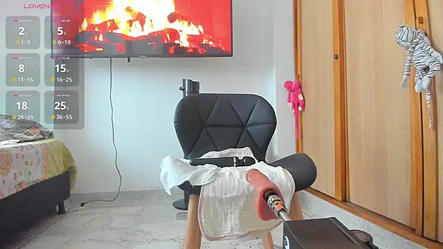 lily evil online show from 02/25/26, 07:01