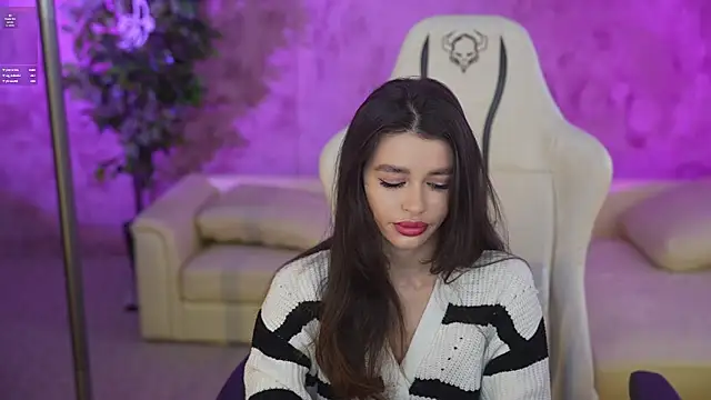 Gabriella054 online show from 03/03/25, 07:54