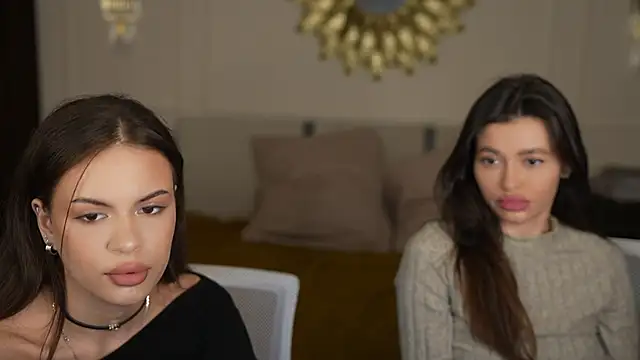 Gabriella054 online show from 03/17/25, 08:07