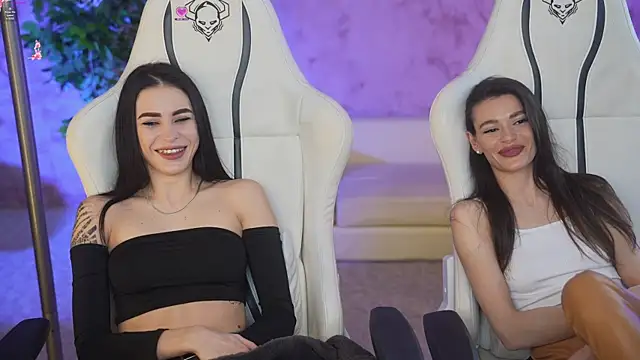 Gabriella054 online show from 03/19/25, 11:39