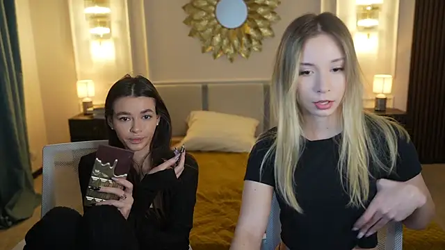 Gabriella054 online show from 03/20/25, 08:09