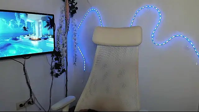 MiaRouge online show from 01/21/25, 07:04