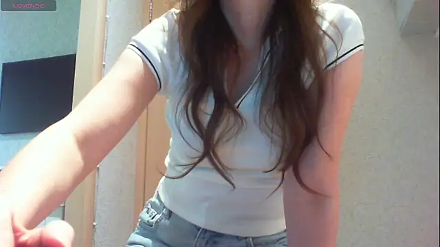 Snapshot of khu_yam chatting on 09/27/25, 10:53 khu yam online show from 09/27/25, 10:53