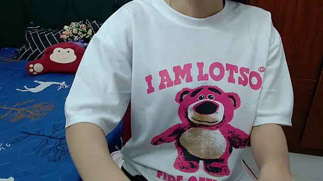 Snapshot of Cindy--Cici chatting on 02/15/25, 01:21 Cindy--Cici online show from 02/15/25, 01:21