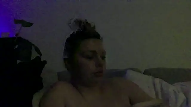 Snapshot of chelsiekink3 chatting on 02/22/25, 01:55 chelsiekink3 online show from 02/22/25, 01:55