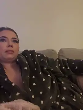 Snapshot of chelsiekink3 chatting on 03/21/25, 02:51 chelsiekink3 online show from 03/21/25, 02:51