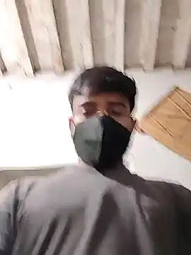 PRIYANHUxh online show from 03/18/26, 08:45