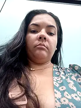 Snapshot of NayraLima0309 chatting on 12/28/24, 09:40 NayraLima0309 online show from 12/28/24, 09:40