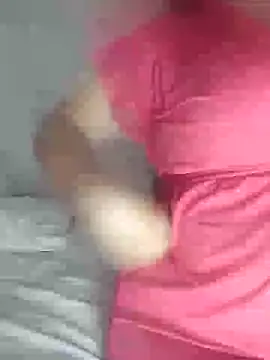 Snapshot of NayraLima0309 chatting on 01/31/25, 03:33 NayraLima0309 online show from 01/31/25, 03:33