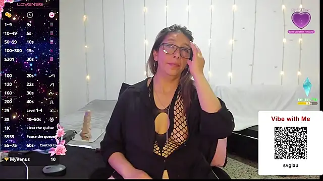 Snapshot of MichelleManson chatting on 01/17/25, 05:42 MichelleManson online show from 01/17/25, 05:42