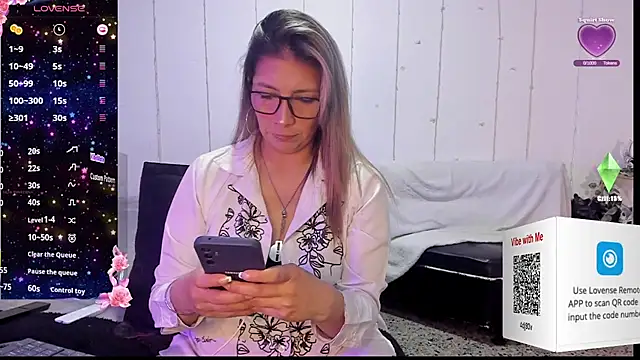 Snapshot of MichelleManson chatting on 01/29/25, 10:16 MichelleManson online show from 01/29/25, 10:16