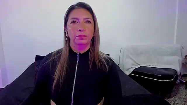 Snapshot of MichelleManson chatting on 09/14/25, 09:30 MichelleManson online show from 09/14/25, 09:30