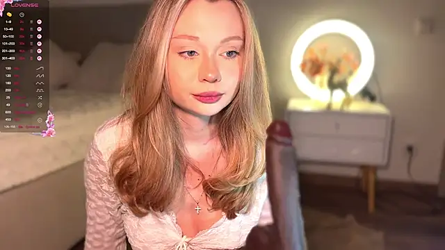 diaanona online show from 04/11/26, 12:04