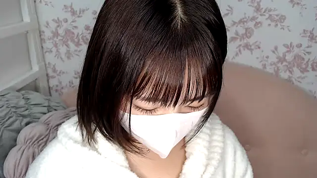 mei hosina online show from 12/21/24, 04:14