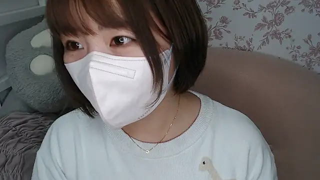 mei hosina online show from 07/24/26, 03:54