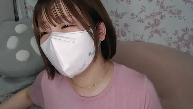 mei hosina online show from 07/30/26, 03:55