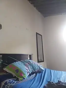 AlexaWarner online show from 11/04/25, 04:06