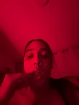 Snapshot of salome_cortes26 chatting on 10/28/25, 09:02 salome cortes26 online show from 10/28/25, 09:02