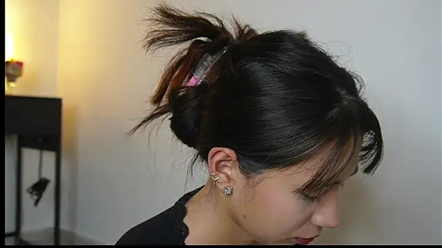 Snapshot of AlessiaVix chatting on 03/02/25, 04:21 AlessiaVix online show from 03/02/25, 04:21