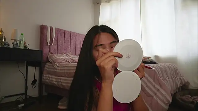 Snapshot of AlessiaVix chatting on 02/04/26, 03:29 AlessiaVix online show from 02/04/26, 03:29