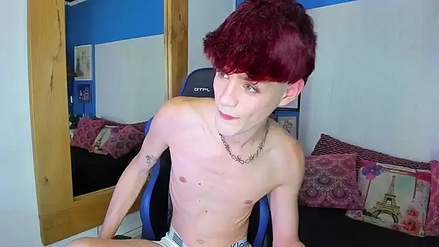 Snapshot of VladHellsing4 chatting on 01/09/25, 02:07 VladHellsing4 online show from 01/09/25, 02:07