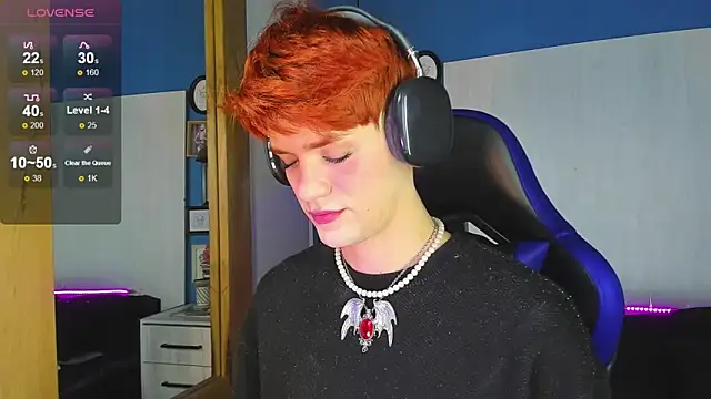 Snapshot of VladHellsing4 chatting on 10/03/25, 02:03 VladHellsing4 online show from 10/03/25, 02:03