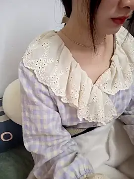 Snapshot of Lovely_kute chatting on 01/20/25, 07:57 Lovely kute online show from 01/20/25, 07:57