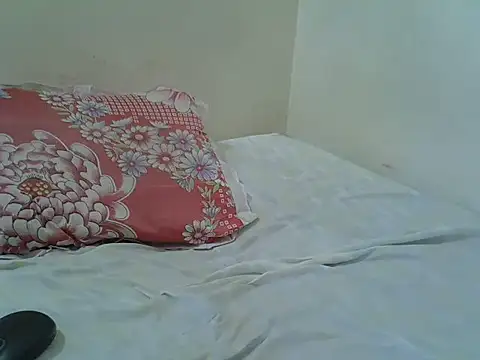 Snapshot of blackysexy chatting on 12/17/25, 12:33 blackysexy online show from 12/17/25, 12:33