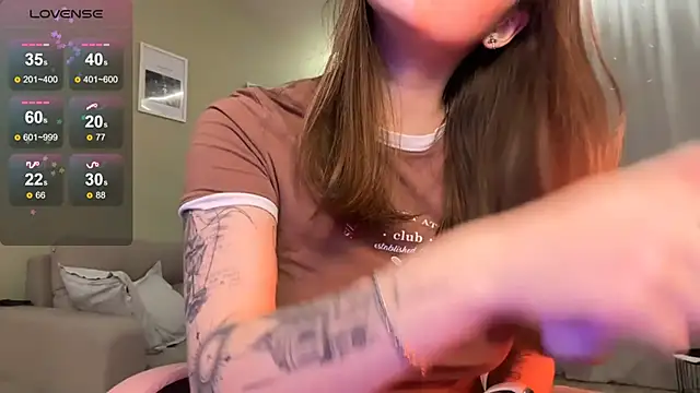 Eva Eva  online show from 01/21/25, 11:02