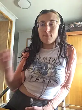 Snapshot of Afrania chatting on 11/13/25, 03:55 Afrania online show from 11/13/25, 03:55